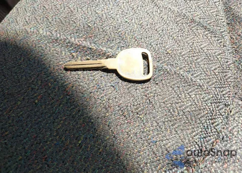 2006 Chevrolet Silverado 1500 Ls из США, поврежденный, VIN 1GCEC19X96Z235083